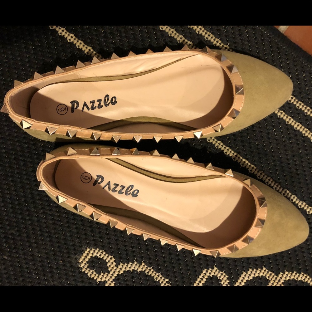 Studded flats